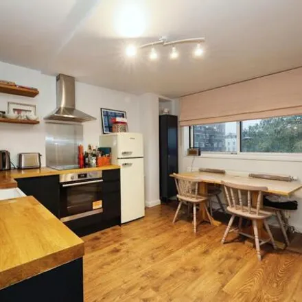 Buy this 2 bed apartment on Anglebury in 80 Talbot Road, London