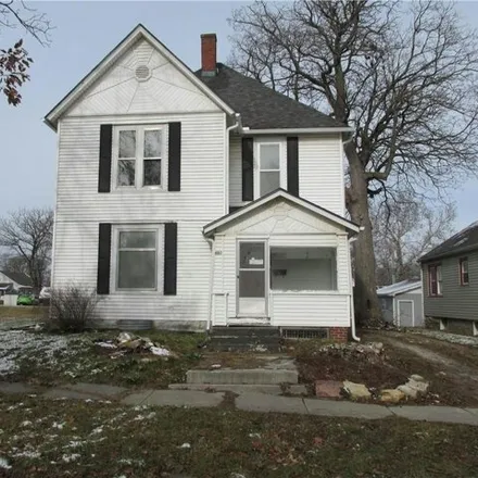 Buy this 3 bed house on 324 West 4th Street in Cameron, MO 64429