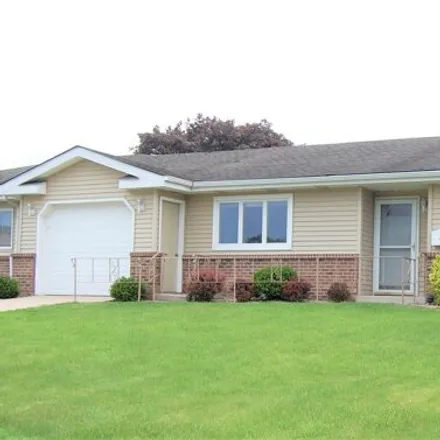 Buy this 2 bed house on 2586 Harvest Drive in Schererville, IN 46307