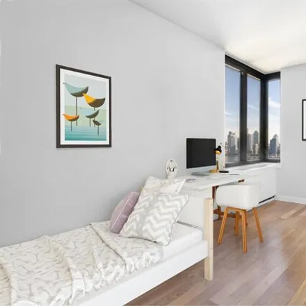 Image 5 - The Corinthian, 330 East 38th Street, New York, NY 10016, USA - Condo for sale