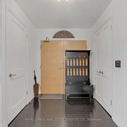 Image 3 - The Met Condo, 21 Carlton Street, Old Toronto, ON M5B 1L2, Canada - Apartment for rent