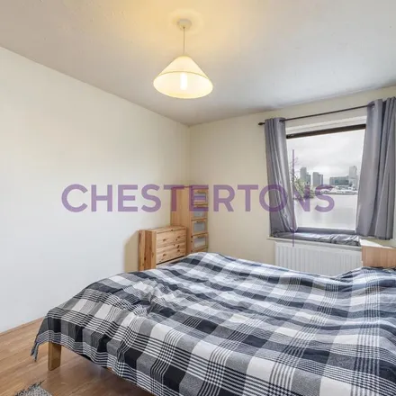Image 4 - 50-60 Ferry Street, London, E14 3DT, United Kingdom - Apartment for rent