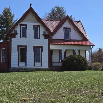 Buy this 5 bed house on 868 Highland Street in Worthington, Greene County