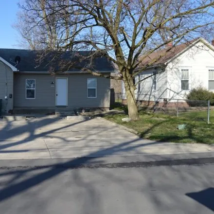 Buy this 2 bed house on 1370 East Larue Street in South Streator, Streator