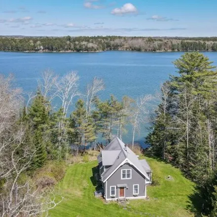 Buy this 4 bed house on 110 Broad Cove East in Waldoboro, ME 04572