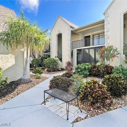 Image 2 - 12521 Kelly Sands Way Apt 29, Fort Myers, Florida, 33908 - Condo for sale