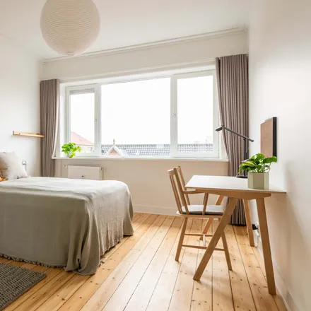 Rent this 5 bed room on Den Grønne Sti in 2000 Frederiksberg, Denmark