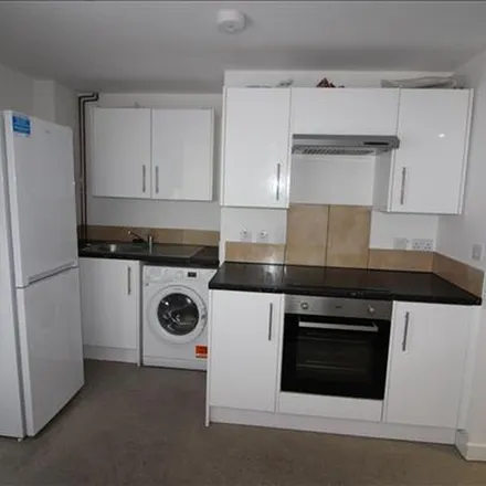 Image 3 - Queensway, Kingsland Place, Southampton, SO14 3GT, United Kingdom - Apartment for rent