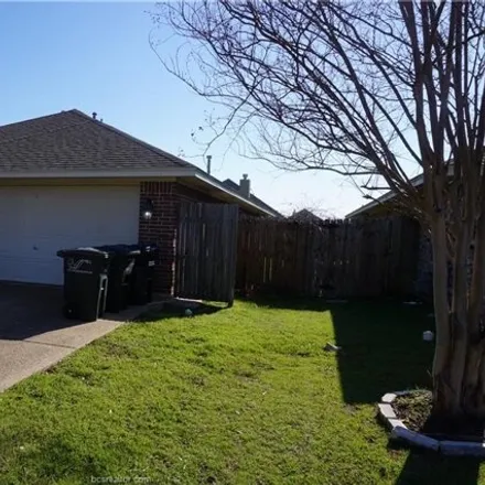 Image 2 - 1068 Emerald Dove Avenue, College Station, TX 77845, USA - House for rent