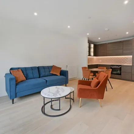 Rent this 2 bed apartment on 12 Starboard Way in London, E16 2PF