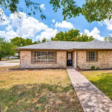 Buy this 3 bed house on 302 West Ash Street in Celina, TX 75009