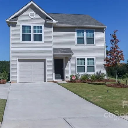 Buy this 3 bed loft on 131 Clove Lane in Statesville, NC 28677