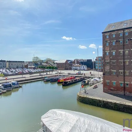 Rent this 1 bed apartment on Gloucester Waterways Museum in Llanthony Road, Gloucester