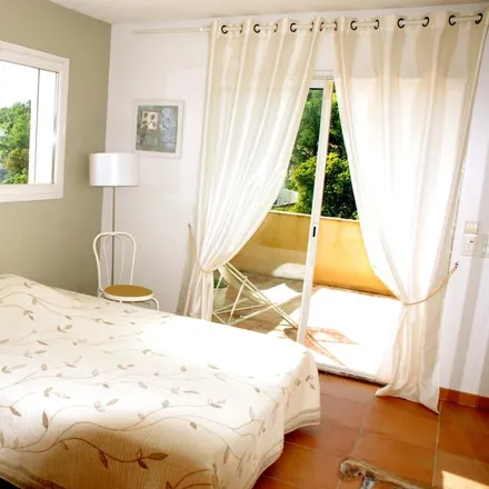 Rent this 5 bed house on Les Adrets-de-l'Estérel in Var, France