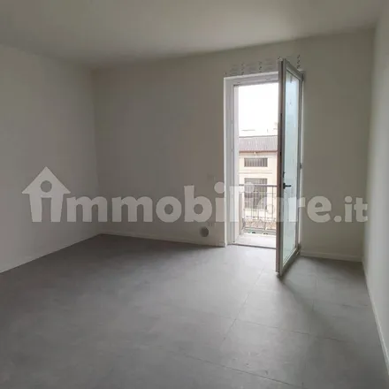 Image 6 - Garage Torino, Via Sardegna, 27058 Voghera PV, Italy - Apartment for rent