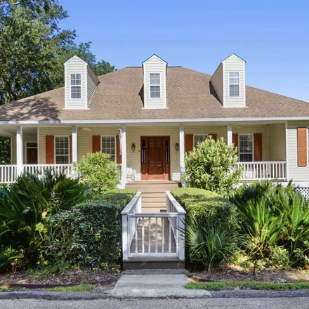 Buy this 4 bed house on 1201 Sunset Avenue in Ocean Springs, MS