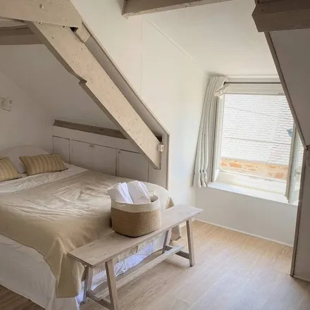 Rent this 3 bed house on Centre d'incendie et de secours de Pleneuf-Val-André in Rue des Pains-Prés, 22370 Le Val-André