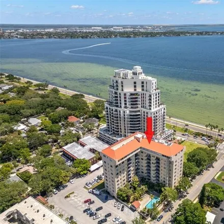 Buy this 1 bed condo on Ciro's Speakeasy and Supper Club in 2109 Bayshore Boulevard, Tampa