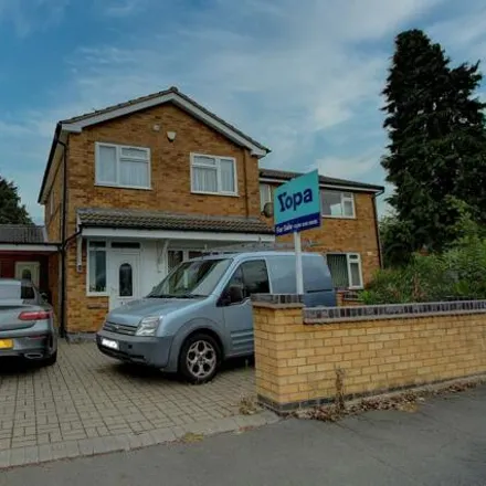 Buy this 3 bed duplex on St James Close in Coombe Rise, Oadby