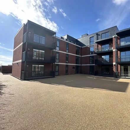 Rent this 2 bed apartment on Cherry Tree Farm in Falcon Way, Brigg