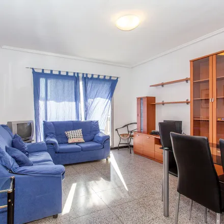 Rent this 4 bed apartment on Carrer de Gascó Oliag in 8, 46020 Valencia