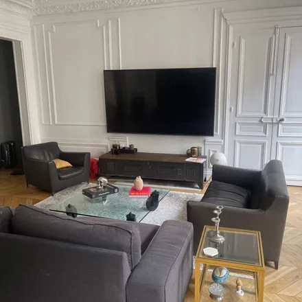 Rent this 6 bed apartment on Tours Gamma in Quai de la Rapée, 75012 Paris