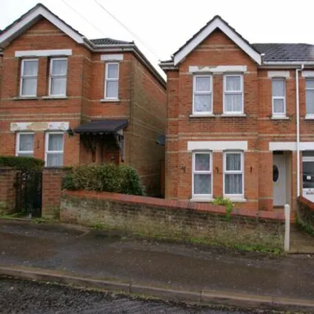 Buy this 3 bed duplex on Douglas Road in Bournemouth, Christchurch and Poole