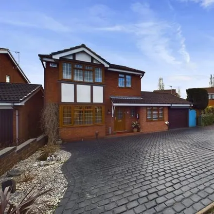 Buy this 4 bed house on Badgers Close in Pelsall, WS3 5BX