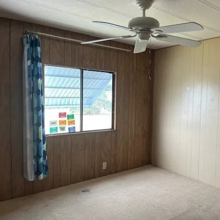 Buy this studio apartment on 5327 Tuna Lane in Orange County, FL 32822