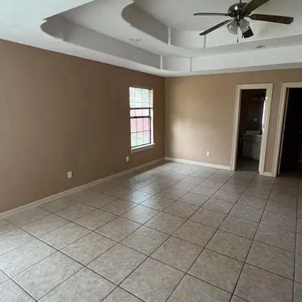 Image 3 - 5358 Willow Bend, Brownsville, TX 78526, USA - Room for rent