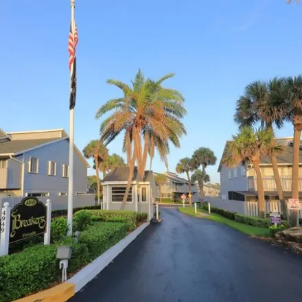 Rent this 3 bed condo on Breakers Landing in Saint Lucie County, FL