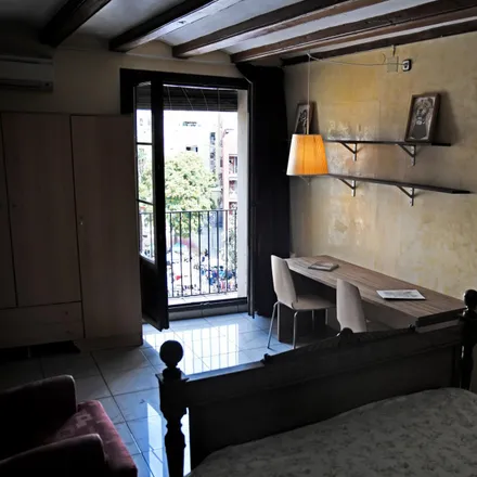 Image 5 - Carrer de Sant Pau, 59, 08001 Barcelona, Spain - Apartment for rent