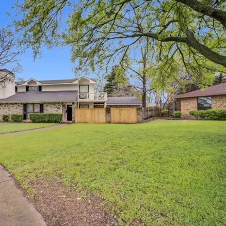 Buy this 4 bed house on 600 Taylor Court in Woodland Hills, Duncanville