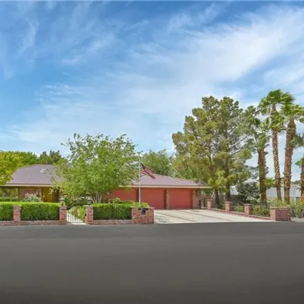 Buy this 3 bed house on 3833 Hildebrand Lane in Paradise, NV 89121