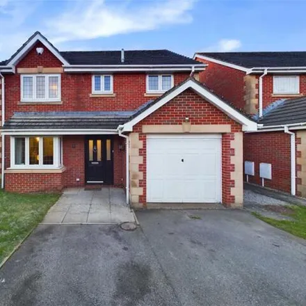 Buy this 4 bed house on Cherrington Drive in Gloucester, GL4 4XW