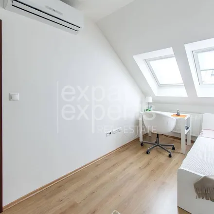 Rent this 2 bed apartment on Mariánské náměstí in Platnéřská, 115 72 Prague