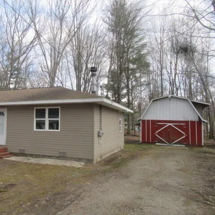 Image 2 - 5369 Beals Drive, Skidway Lake, Mills Township, MI 48756, USA - House for sale