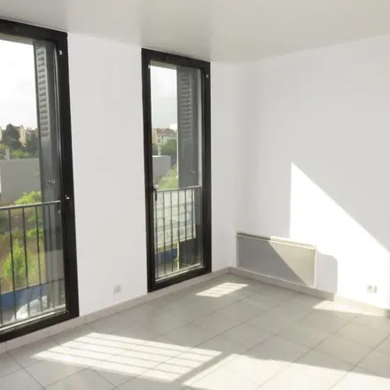 Rent this 1 bed apartment on 75 Avenue Victor Hugo in 94600 Choisy-le-Roi, France