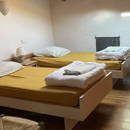Rent this 3 bed house on 07340 Saint-Jacques-d'Atticieux