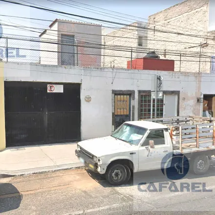 Buy this studio house on Avenida Universidad 24 in Delegación Centro Histórico, 76000 Querétaro