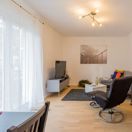 Rent this 2 bed apartment on Reulestraße 10 in 12105 Berlin, Germany