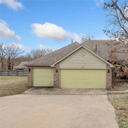Buy this 4 bed house on 1498 West Woodrow Place in Tulsa, OK 74127