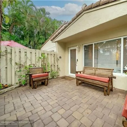 Image 3 - 1725 Northeast 16th Avenue, Fort Lauderdale, FL 33305, USA - House for rent