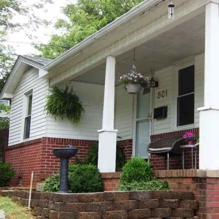Buy this 4 bed house on 653 Vine Street in Murray, KY 42071