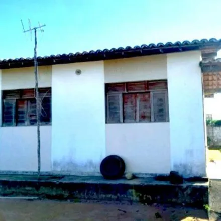 Rent this 2 bed house on Rua Cidade da Esperanca in Guarapes, Natal - RN