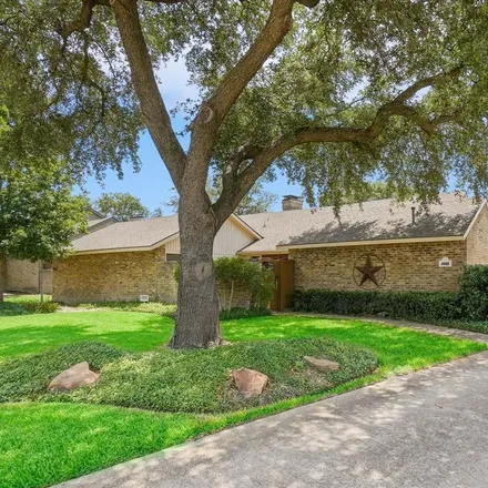 Buy this 3 bed house on 1408 Ginger Court in Plano, TX 75075