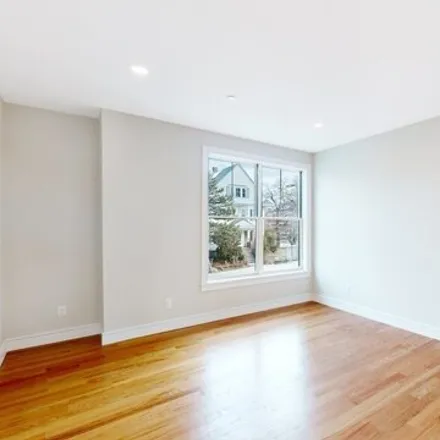 Image 8 - 15 William Jackson Avenue, Boston, MA 02135, USA - Apartment for rent