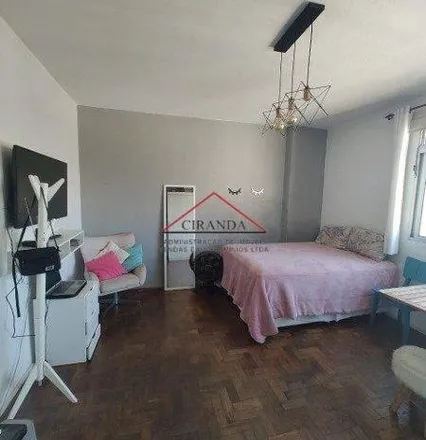Buy this 1 bed apartment on Avenida Brigadeiro Luís Antônio 393 in República, São Paulo - SP