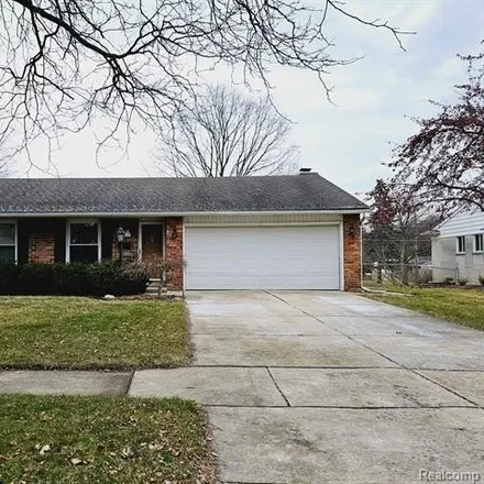 Rent this 3 bed house on 18386 Westbrook Drive in Livonia, MI 48152