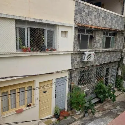 Buy this 2 bed house on Vidraçaria Zadir in Rua Pedro Américo 6, Catete